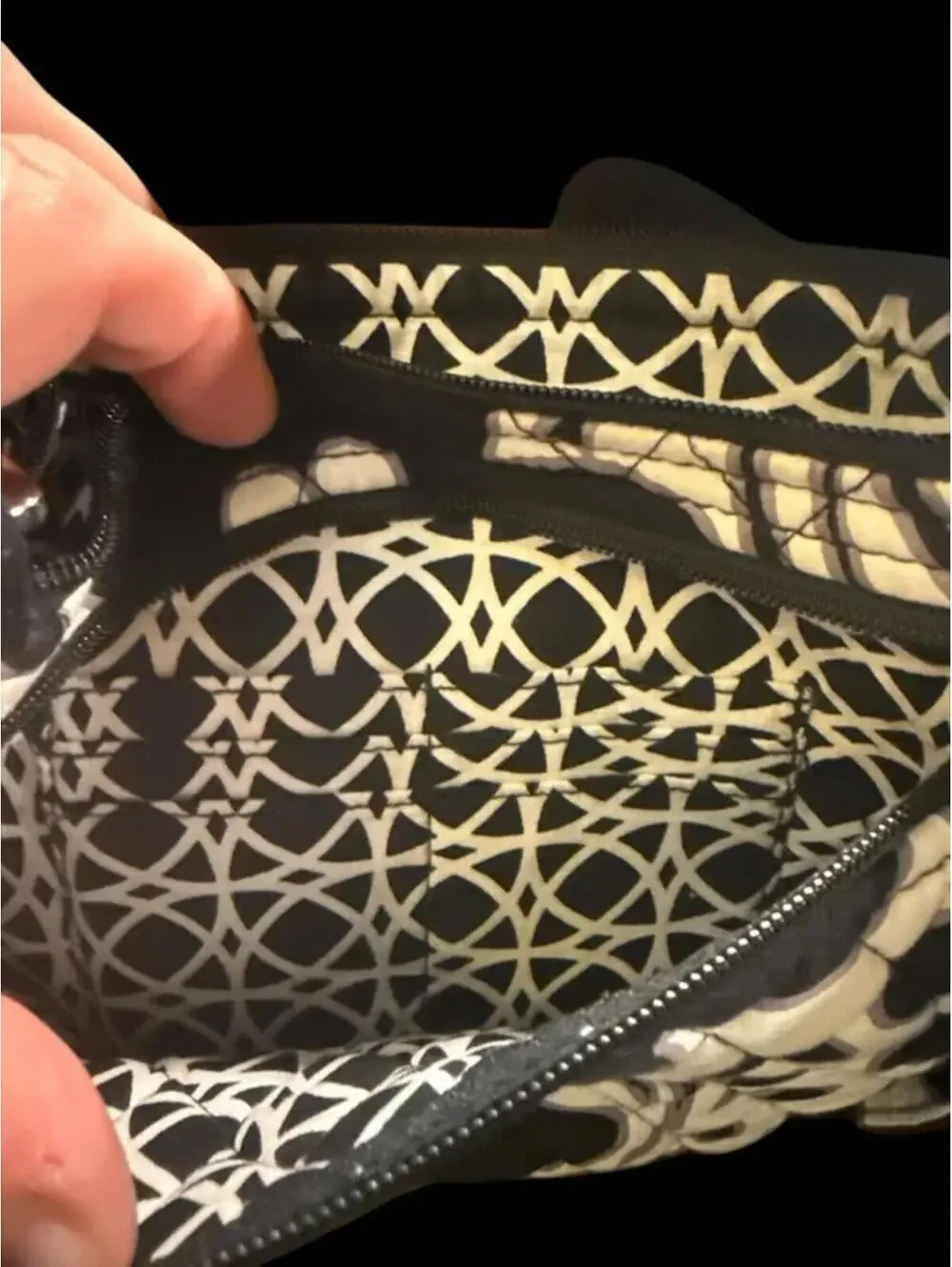 Vera Bradley Day and Night Pattern Cross Body Bag Purse 7.5